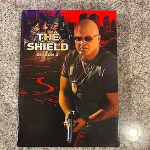 The Shield Season 3 DVDs